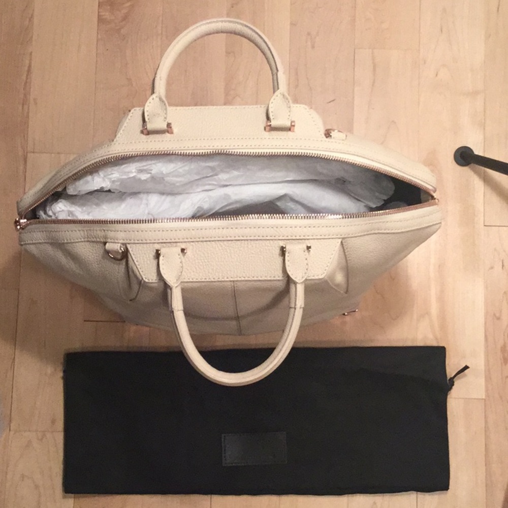 Alexander Wang Large Emile Leather bag NWT - Picture 3 of 8